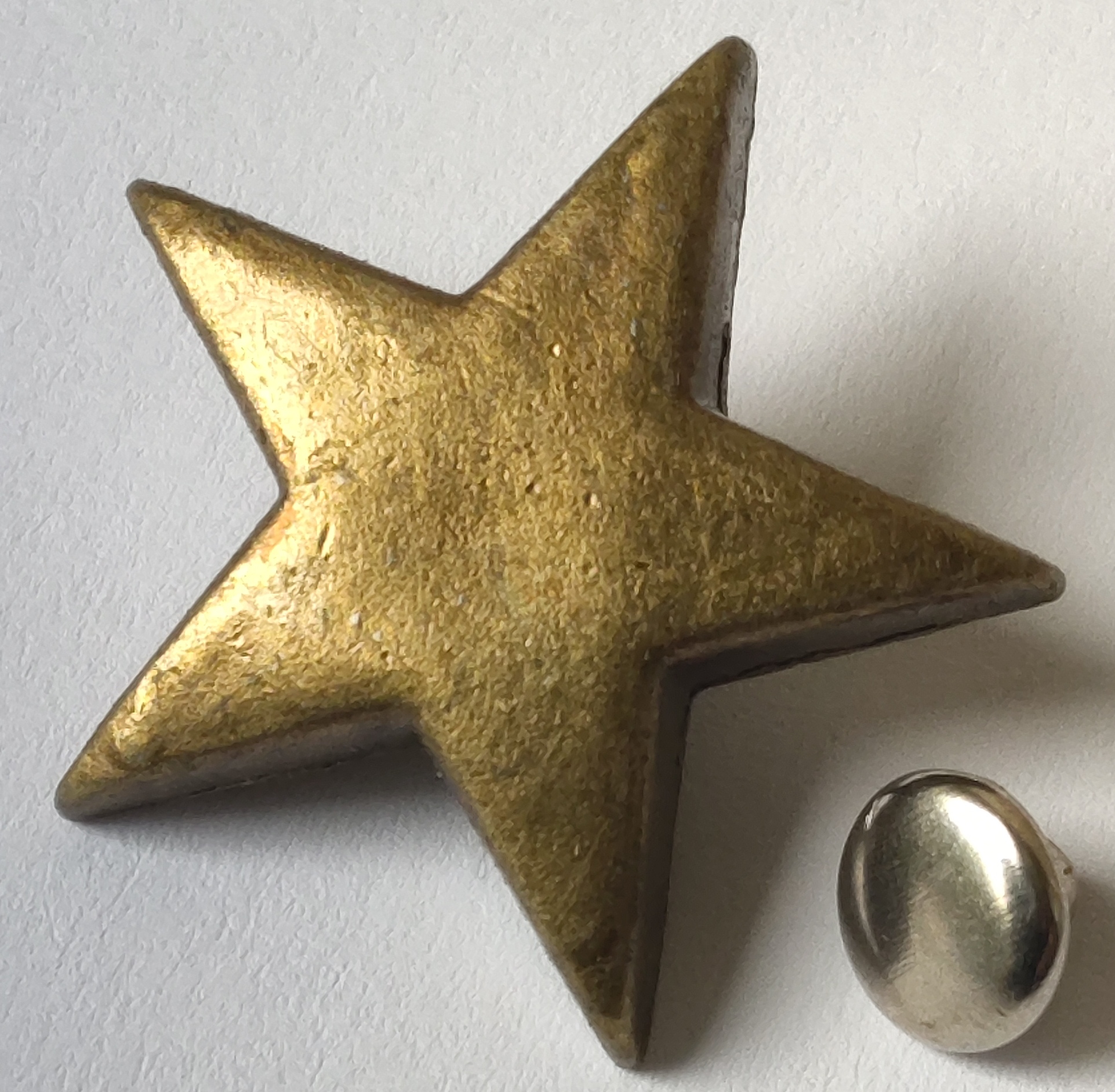 Kovová Šerifská hvězda s nýtkem 25 mm