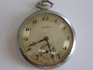 Staré kapesní hodinky NOVORIS, č.1810